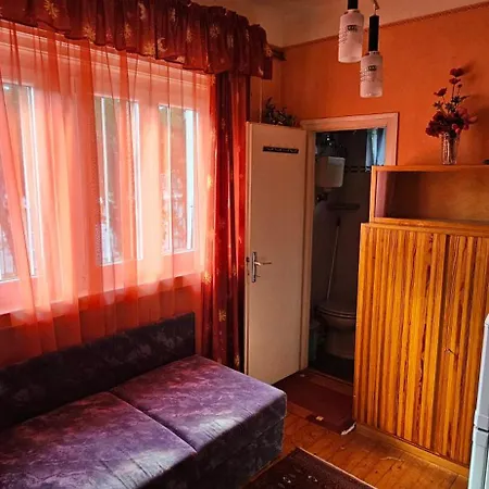 Gyoengyi Vendeghaz Balatonfüred